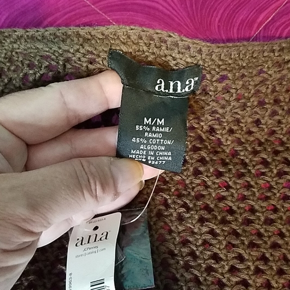 a.n.a. top - Picture 3 of 5